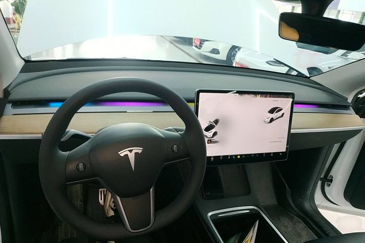 Used Tesla Model Y 2022 Rear-Wheel-Drive Version
