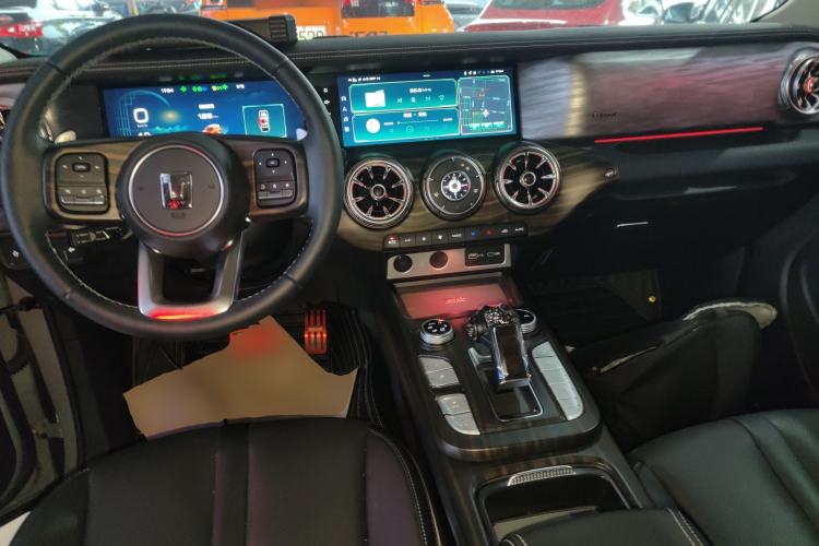 Used Tank 300 2023 City Edition 2.0T—Stylish as Ever
