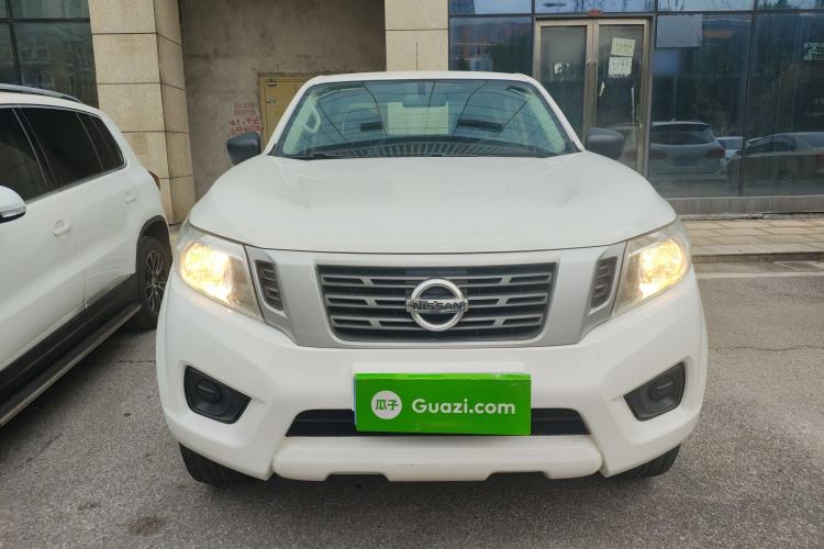Used Nissan Navara 2017 2.5L Manual Two-Wheel Drive Standard Edition QR25