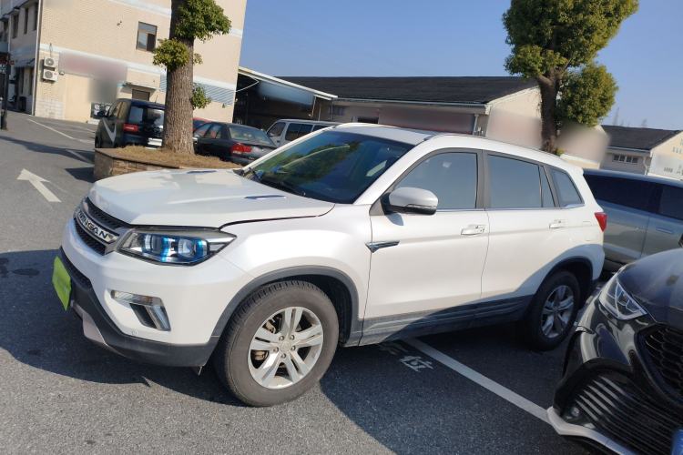 Used Changan CS75 2016 1.8T Automatic Elite Model China V Standard
