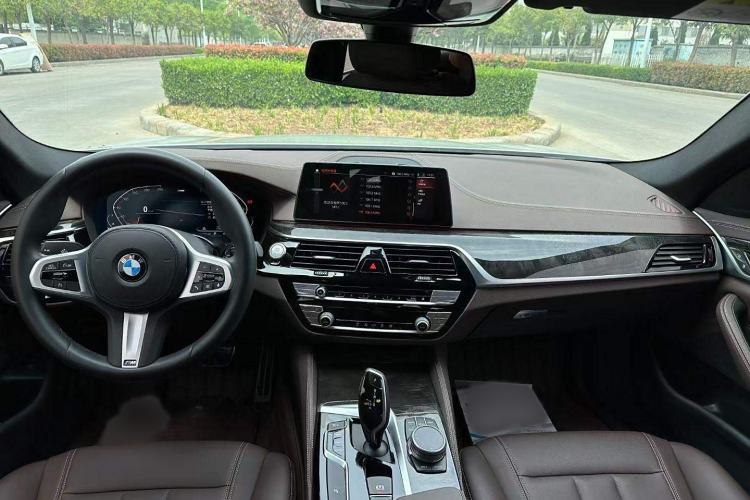 Used BMW 5 Series 2020 525Li M Sport Package
