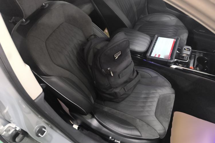 Used Hongqi HS5 2022 Revised Version 2.0T Smart Connect Flagship Edition
