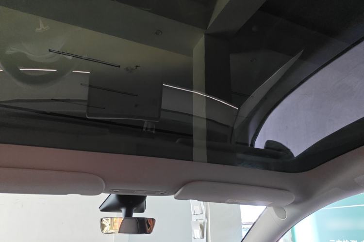 Used Tesla Model Y 2023 Rear-Wheel-Drive Version
