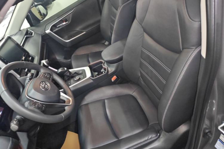 Used Toyota RAV4 2020 Dual-Motor 2.5L E-CVT Four-Wheel Drive Flagship Edition
