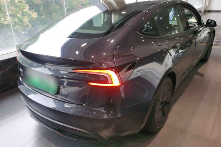 Used Tesla Model 3 2025 Rear-Wheel-Drive Version
