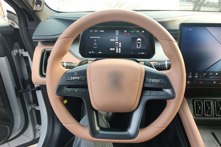 Used BYD Song L EV 2025 Intelligent Driving Version 662 km LiDAR Excellence Edition
