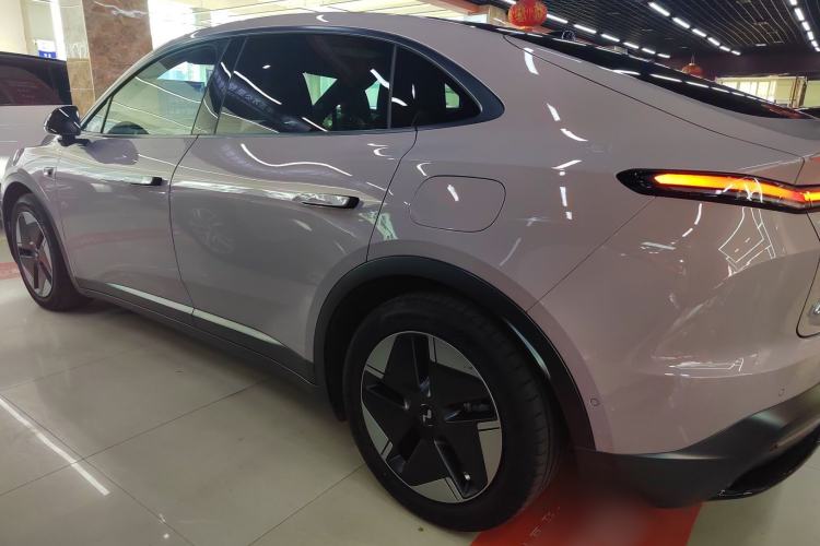 Used ONVO L60 2024 60 kWh All-Wheel Drive
