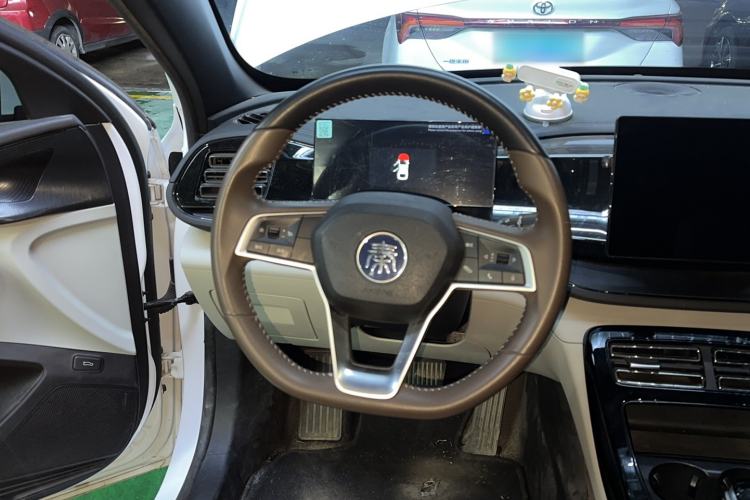 Used BYD Qin PLUS 2024 HONOR Edition DM-i 55KM Leading Model
