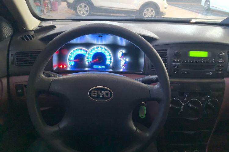 Used BYD F3 2012 Energy-Saving Edition 1.5L Manual Comfort Model
