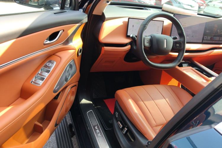 Used Wey Lanshan 2025 Four-Wheel Drive Max
