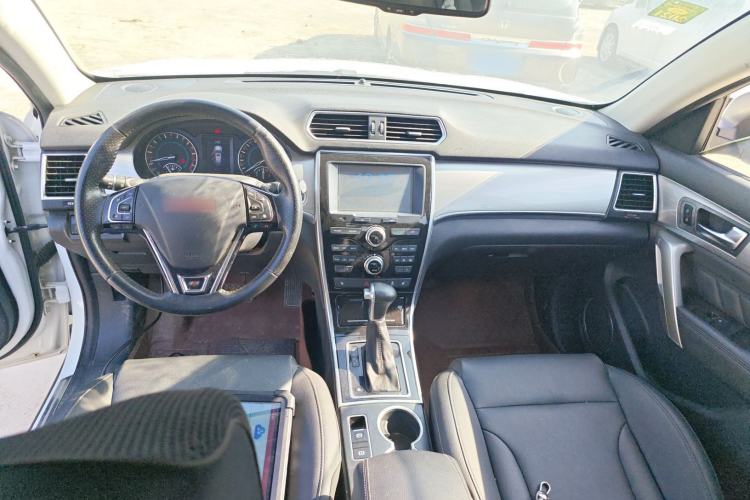 Used Haval H2 2015 1.5T Automatic Two-Wheel Drive Prestige Edition
