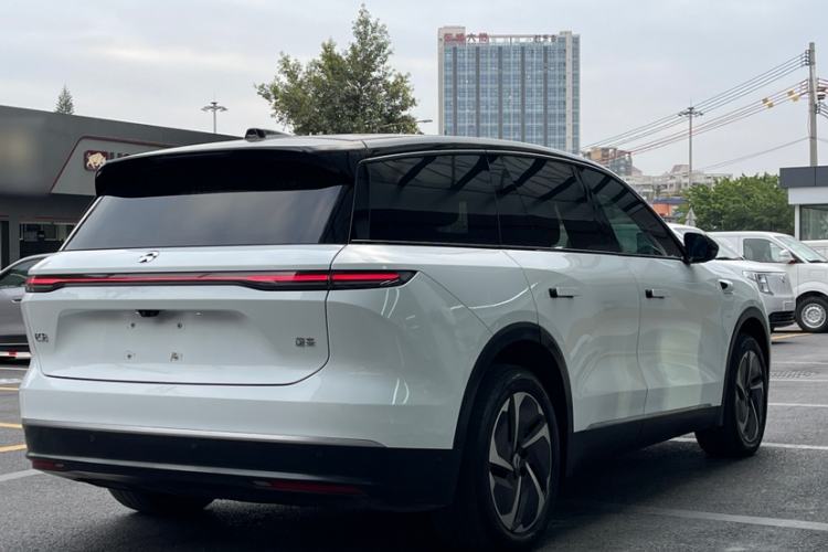 Used Nio ES8 2024 75 kWh Executive Edition