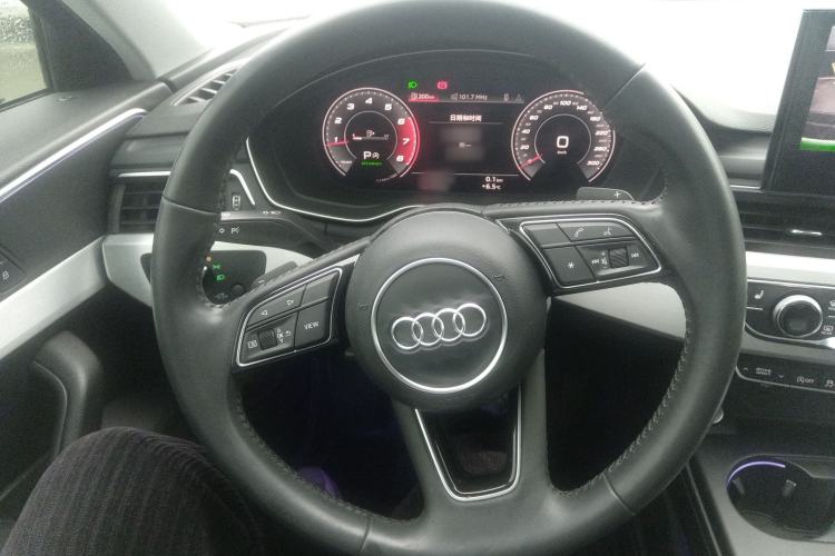 Used Audi A4L 2020 40 TFSI Luxury Dynamic Model
