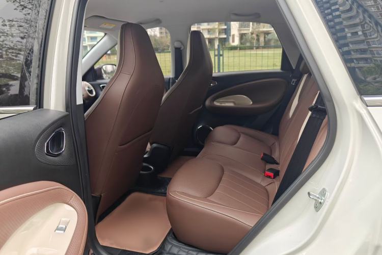 Used Wuling Bingo 2023 333 km Lingxi Connected+ Version
