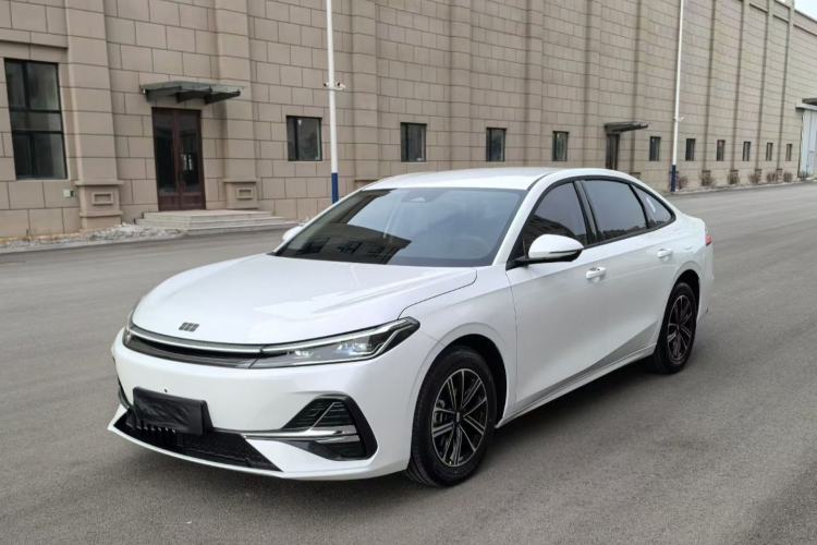 Used  Galaxy A7 2025 Model EM-i 70km Luxury Edition
