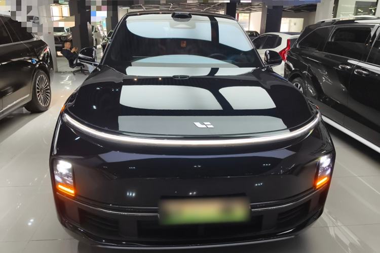 Used Li Auto L8 2024 Ultra Model
