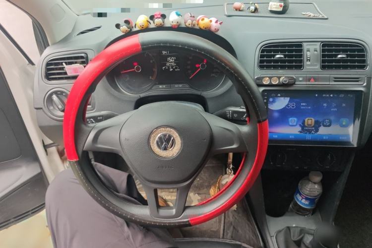 Used Volkswagen Polo 2016 1.4L Manual Fashion Model
