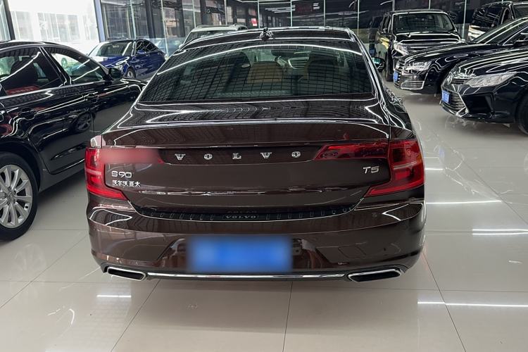 Used Volvo S90 2018 T4 Zhiyuan Edition
