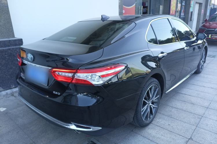 Used Toyota Camry 2023 2.5G Luxury Edition

