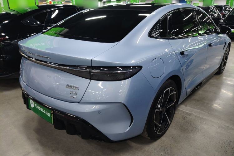 Used BYD Seal 2022 650 km All-Wheel-Drive Performance Version
