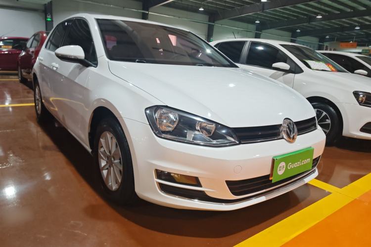 Used Volkswagen Golf 2016 1.6L Automatic Fashion Model