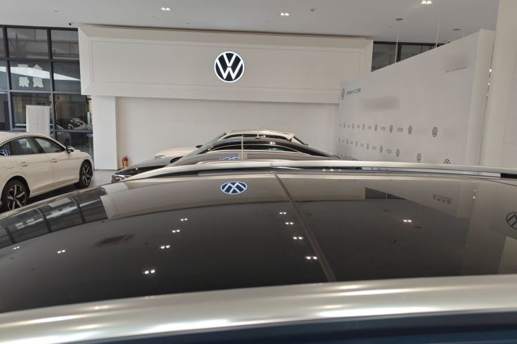 Used Volkswagen Touran 2016 Volkswagen Touran L 330TSI DSG Luxury Edition