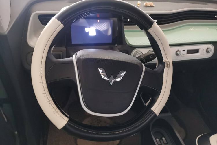 Used Wuling Hongguang MINIEV 2021 Macaron Fashion Edition Lithium-Ion Battery
