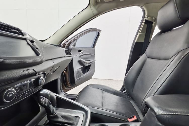 Used Ford Escort 2017 Happiness Edition 1.5L Automatic Fashion Version
