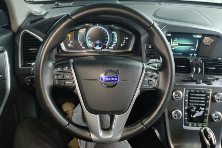 Used Volvo XC60 2016 T5 AWD Zhiyuan Edition
