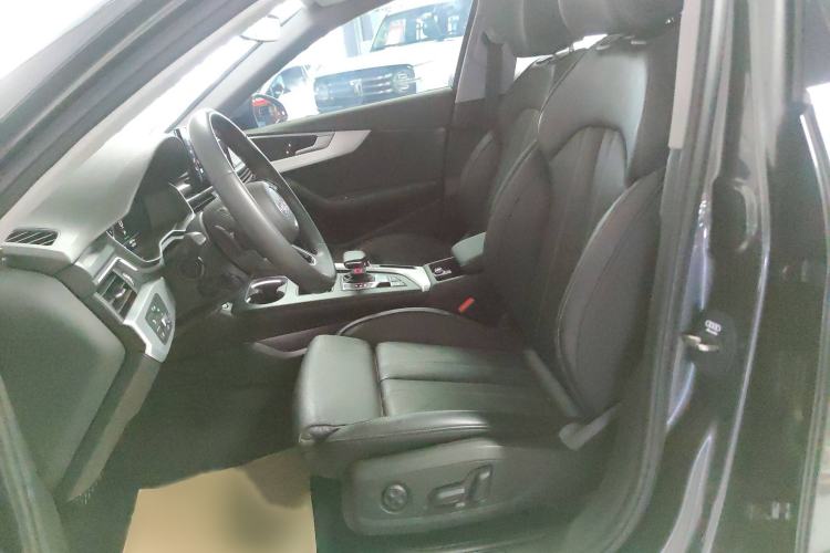 Used Audi A4L 2023 40 TFSI Fashion Dynamic Model
