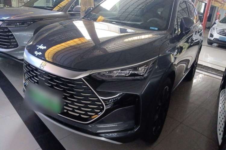 Used BYD Tang New Energy 2024 DM-i Glory Edition 112KM Flagship Model
