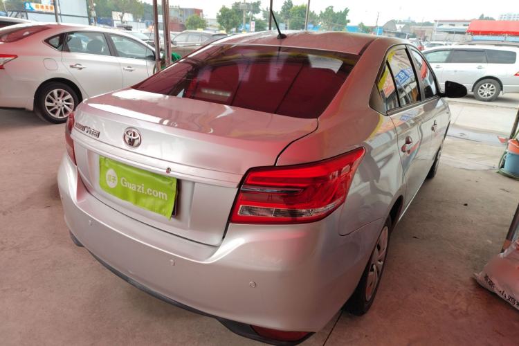 Used Toyota YARiS L 2017 1.5E CVT Dynamic Edition
