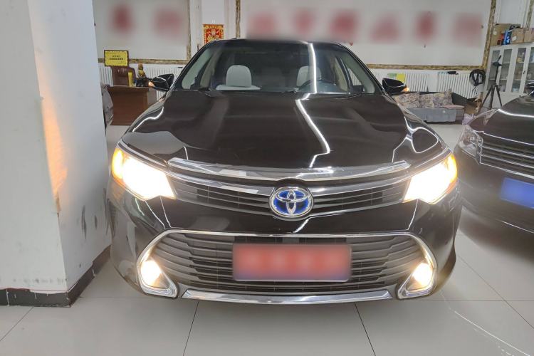 Used Toyota Camry 2015 Dual-Engine 2.5 HG Luxury Navigation Edition
