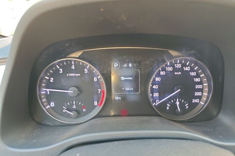 Used Hyundai Elantra 2016 1.6L Automatic ZhiXuan – Elite Version