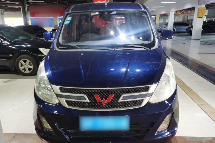 Used Wuling Rongguang V 2015 1.2L Base Version