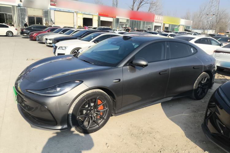 Used  L6 2024 Max Long-Range Version
