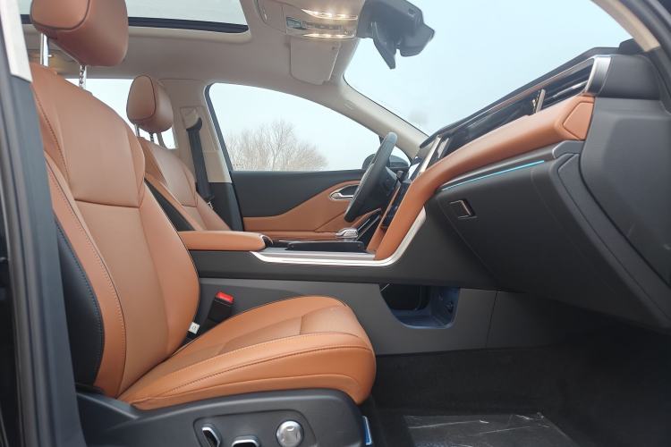 Used Hongqi HS7 PHEV 2025 Model 2.0T PHEV Four-Wheel Drive 2 Million Units Commemorative Edition 6-Seater