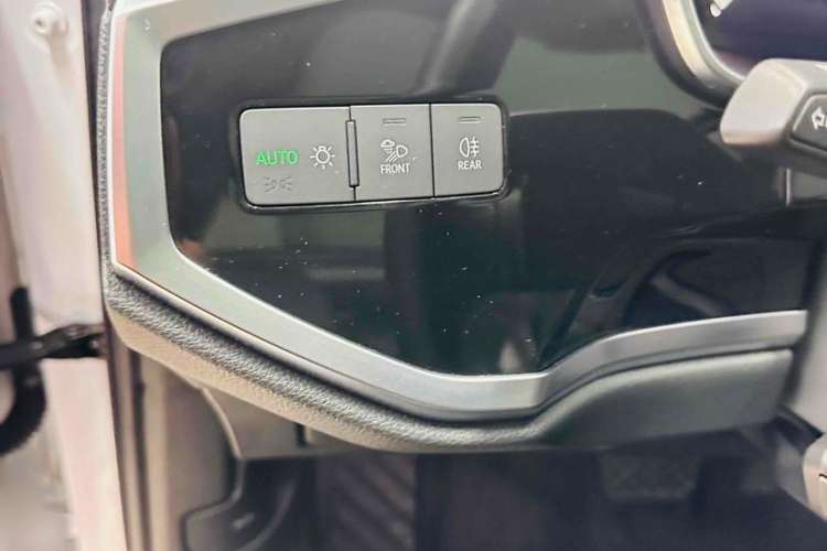 Used Audi Q3 2022 35 TFSI Fashion Dynamic Model
