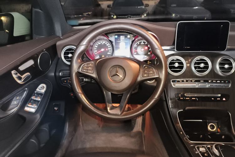 Used Mercedes-Benz GLC 2018 GLC 260 4MATIC Dynamic Edition
