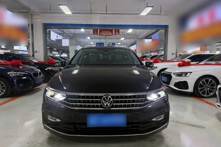 Used Volkswagen Magotan 2023 2 Million Units Limited-Edition 380TSI DSG Flagship Version
