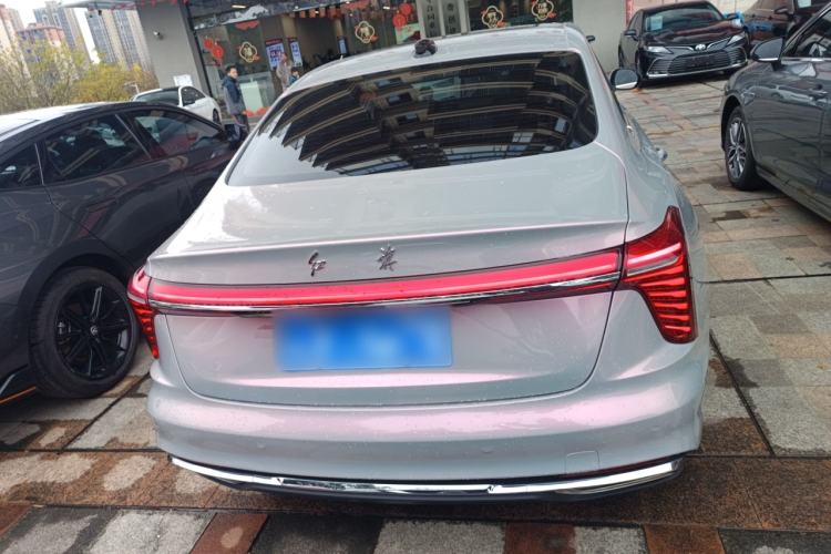 Used Hongqi H5 2023 2.0T Automatic Smart Connect Flagship Edition
