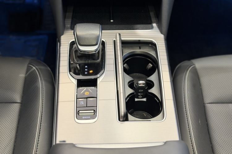 Used Hongqi HS7 PHEV 2024 2.0T PHEV Four-Wheel Drive Flagship Edition 7 Seats