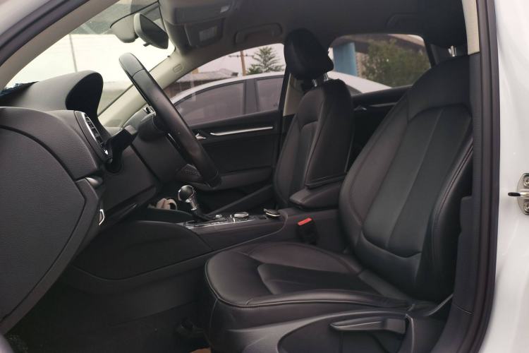 Used Audi A3 2016 Limousine 35 TFSI Ambition Edition
