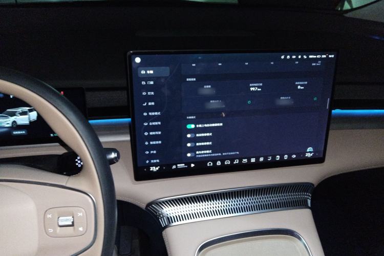 Used XPeng X9 2024 610 Long-Range Pro
