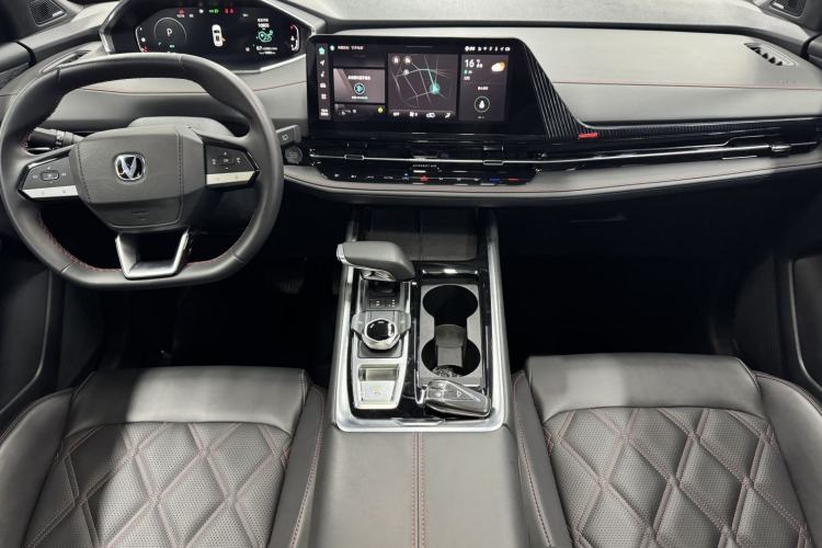 Used Changan CS55PLUS 2024 3rd Generation 1.5T DCT Prestige Model
