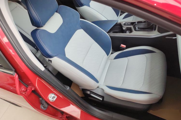 Used Geely Auto Emgrand 2022 4th Generation 1.5L CVT Flagship Model
