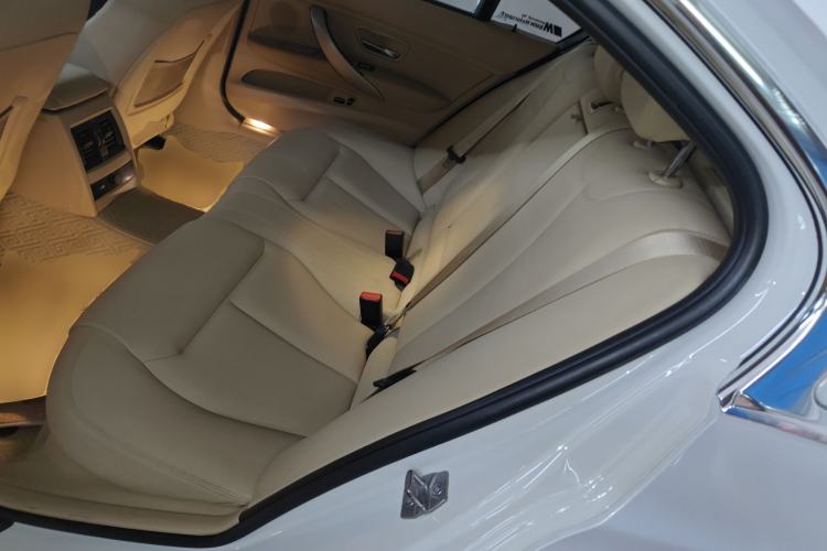 Used BMW 3 Series 2014 320Li Fashion Model
