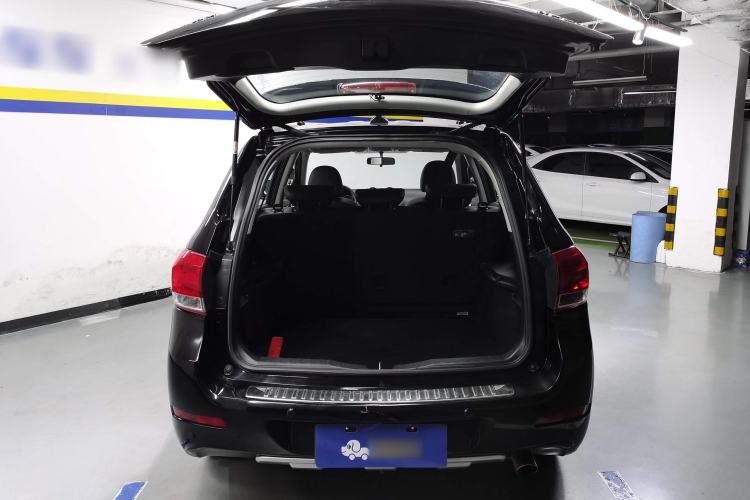 Used Haval H6 2016 Upgraded Model 1.5T Automatic Two-Wheel Drive Elite Version
