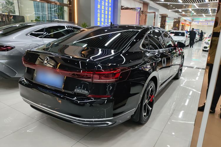 Used Volkswagen Passat 2024 330TSI Starry Elite Edition
