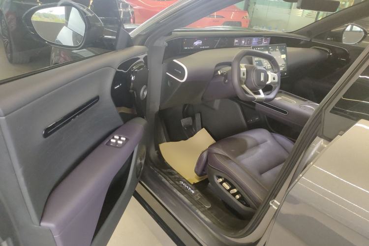 Used  07 2024 Max Extended-Range Edition